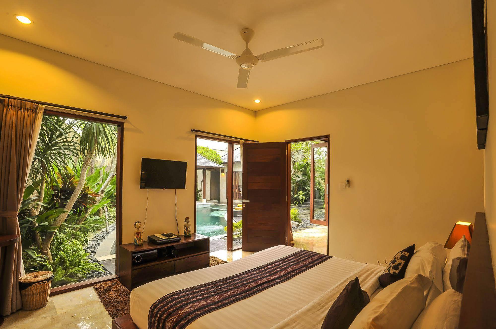 Aksata Villas Canggu Экстерьер фото